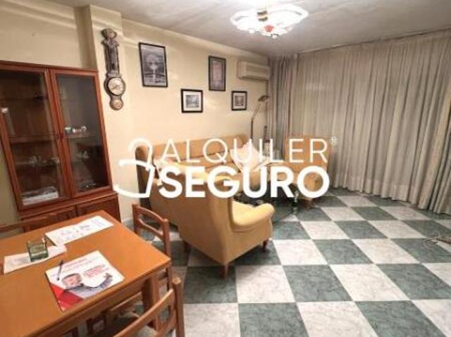 Apartamento en alquiler en Zarzaquemada, Leganés