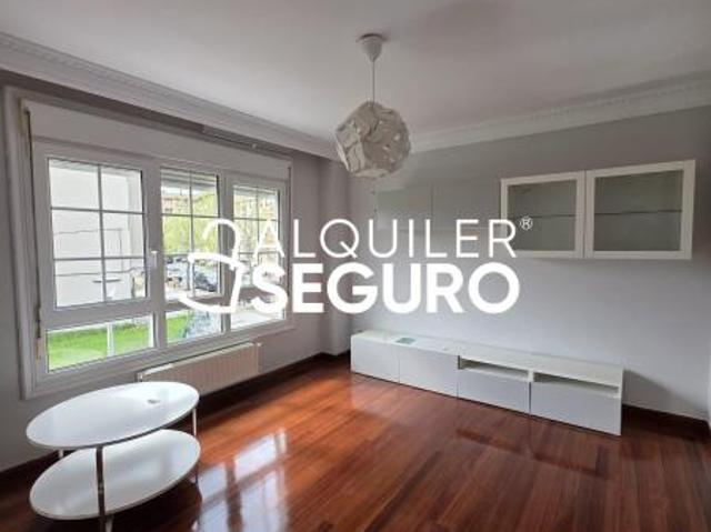Apartamento en alquiler en Sondika, Guipúzcoa