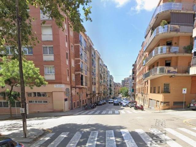 Piso en venta en Nou Barris, Barcelonès