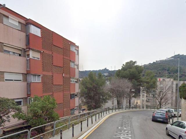 Piso en venta en Nou Barris, Barcelonès