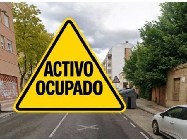 Piso en venta en El Pinar, Benavente