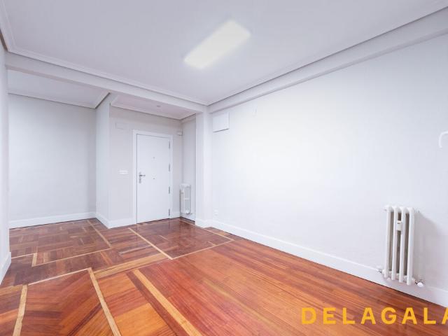 Piso en alquiler en Abando, Bilbao