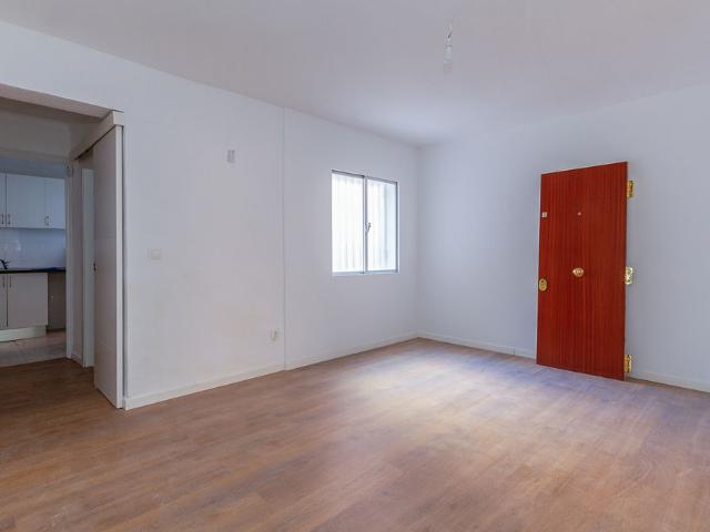 Piso en venta en Usera, Madrid