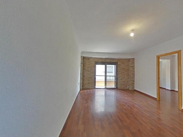 Piso en venta en Motor de San Bernardo, l'Horta Sud