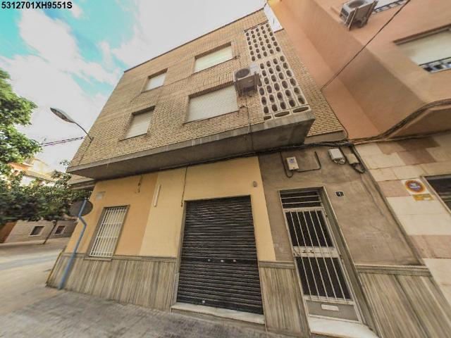 Piso en venta en La Cruz, el Vinalopó Mitjà / El Vinalopó Medio