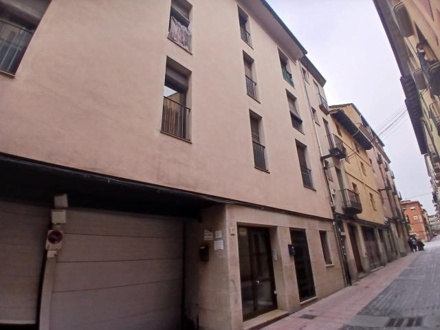 Apartamento en venta en Barri dels Caputxins, Osona