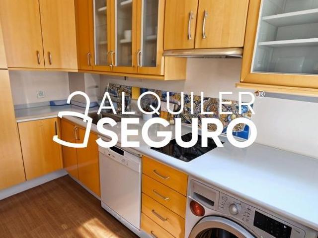 Apartamento en alquiler en Los Remedios, Sevilla