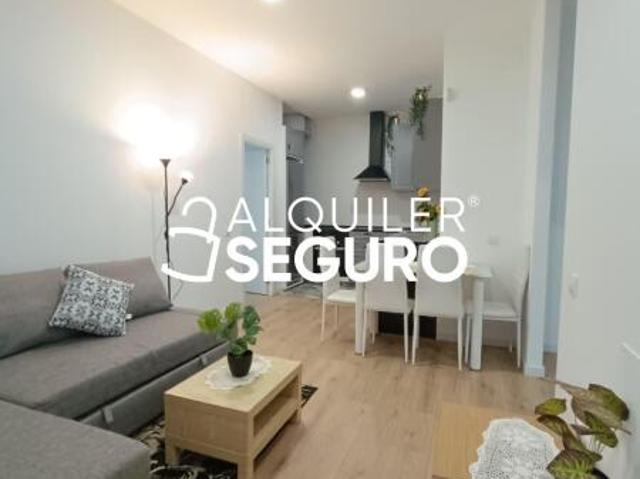 Apartamento en alquiler en Villaverde, Madrid