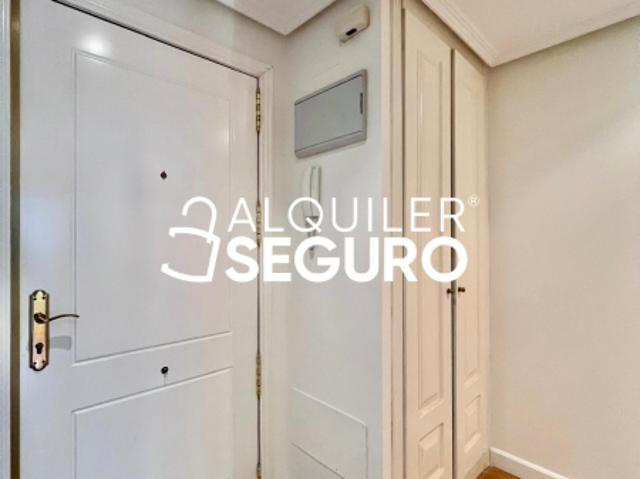 Apartamento en alquiler en Barajas, Madrid