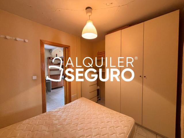 Apartamento en alquiler en Numancia, Madrid
