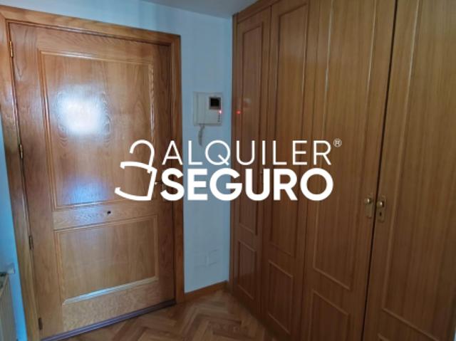 Apartamento en alquiler en Ciudad Lineal, Madrid