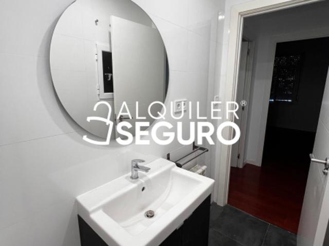 Apartamento en alquiler en Niño Jesús, Madrid