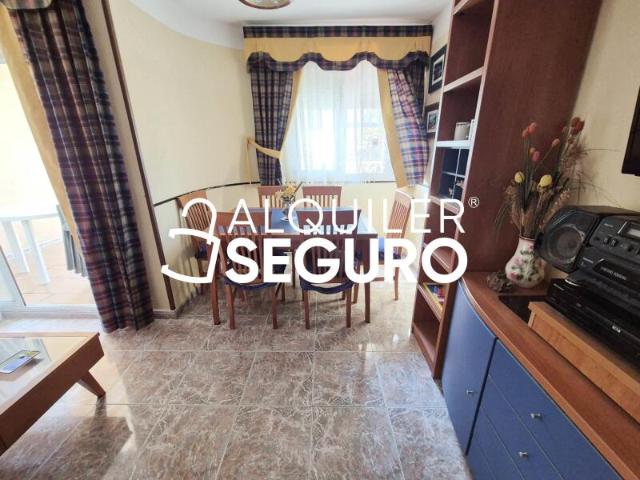 Apartamento en alquiler en Miramar