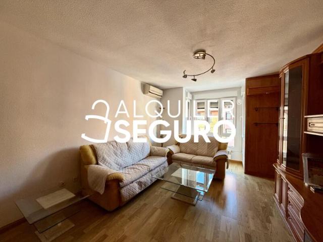 Apartamento en alquiler en Usera, Madrid