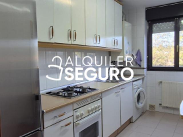 Apartamento en alquiler en Les Peñes, Oviedo