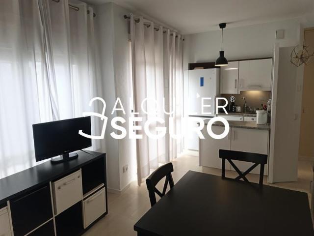Apartamento en alquiler en Nervión, Sevilla