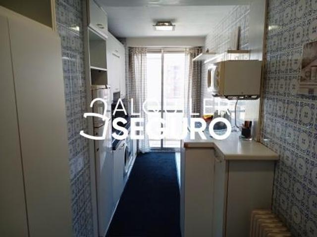 Apartamento en alquiler en Vitoria, Zabalgunea/Ensanche