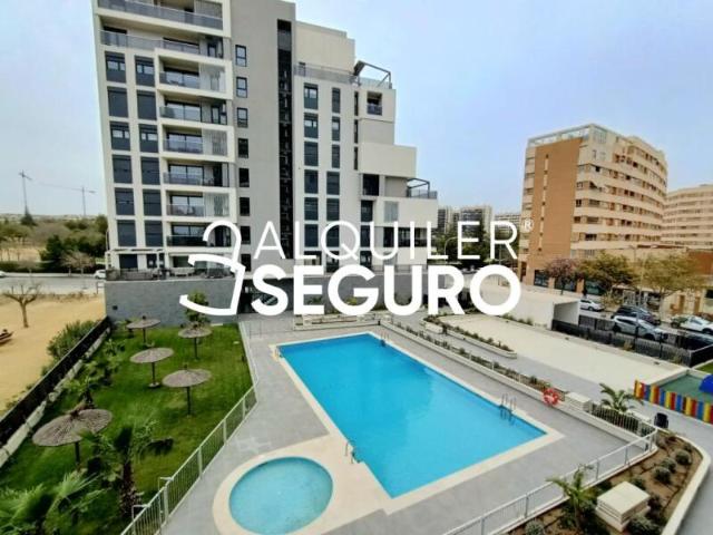 Apartamento en alquiler en Alicante, Valencia