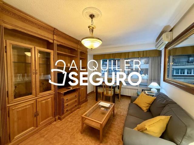 Apartamento en alquiler en Zarzaquemada, Leganés