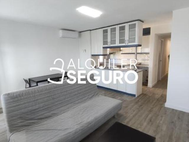 Apartamento en alquiler en Urbanización Amelia, Zaragoza