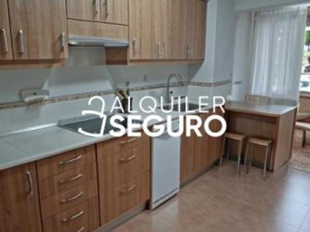 Apartamento en alquiler en Distrito II, Alcalá De Henares