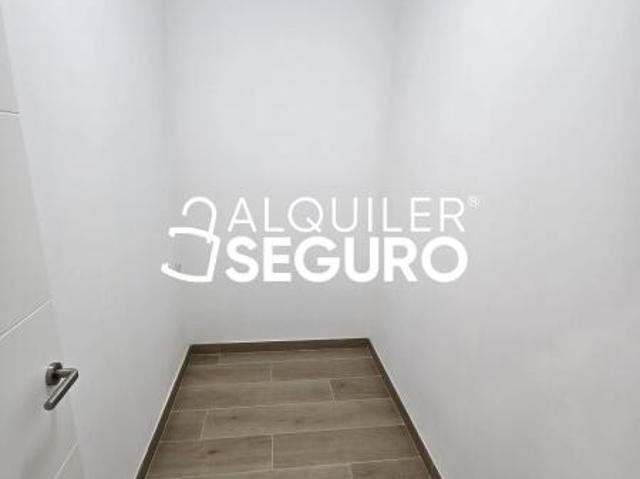 Apartamento en alquiler en Coslada, Madrid