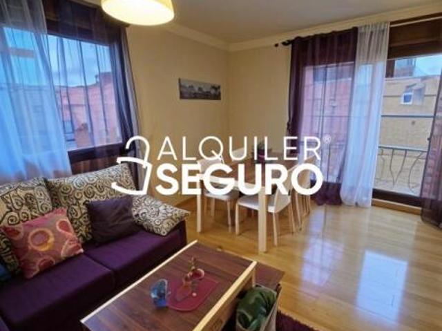 Apartamento en alquiler en Valdeluz, Yebes