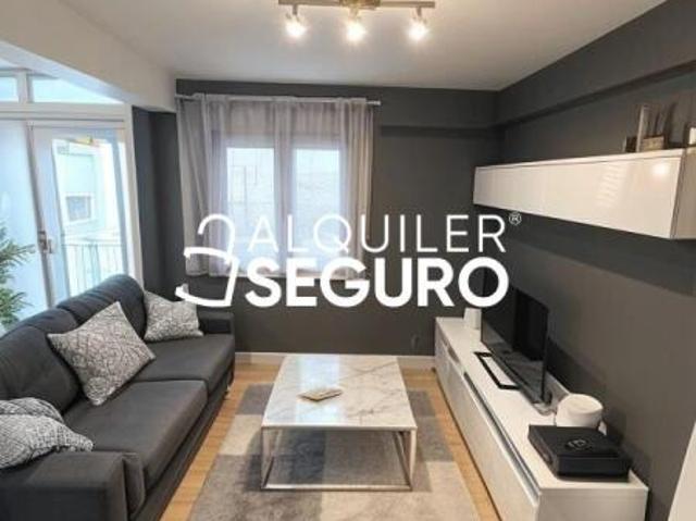 Apartamento en alquiler en Distrito III, Alcalá De Henares