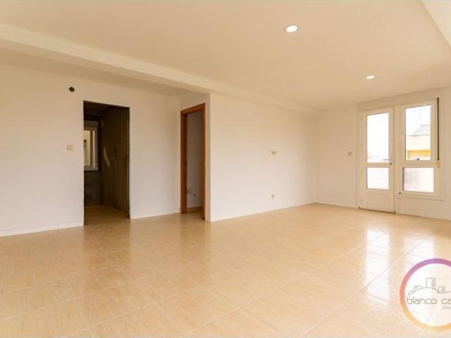 Piso en venta en Os Loureiros, Bergantiños