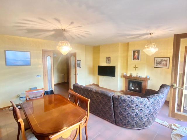 Piso en venta en Navacerrada, Urbanización Los Corales Piso en venta en Navacerrada, Urbanización Los Corales