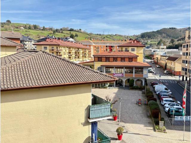 Piso en venta en Zaldibar, Guipúzcoa
