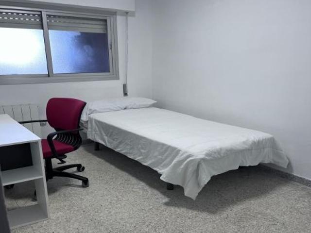 Piso en alquiler en Peñamefecit, Jaén