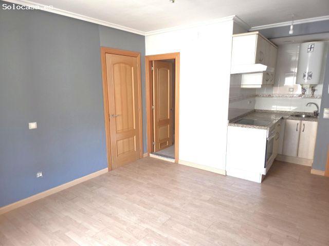 Piso en venta en El Pino, Aller