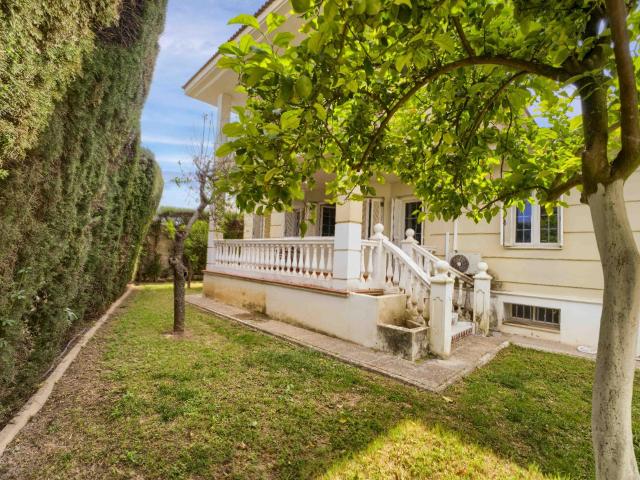 Piso en venta en Gines, Urbanización La Mogaba