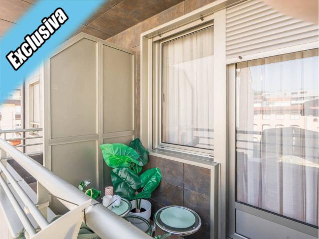 Piso en venta en Laredo