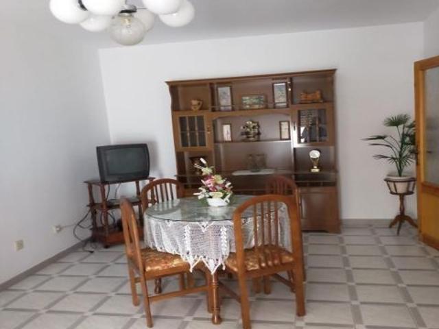 Piso en venta en Huelma, Andalucía