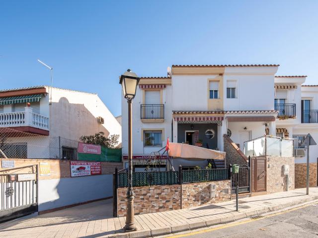 Piso en venta en Huétor Vega, Los Corteses