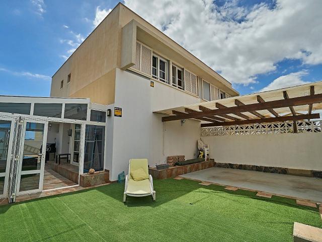 Piso en venta en Ingenio, El Burrero