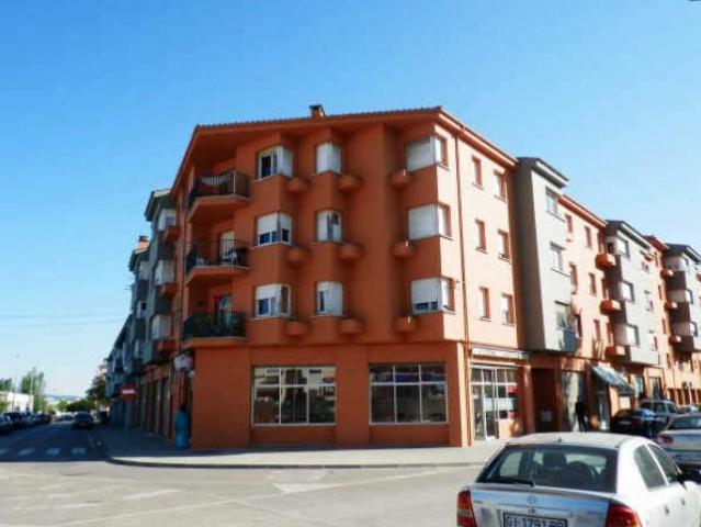 Piso en venta en Zona Industrial de Banyoles, Banyoles