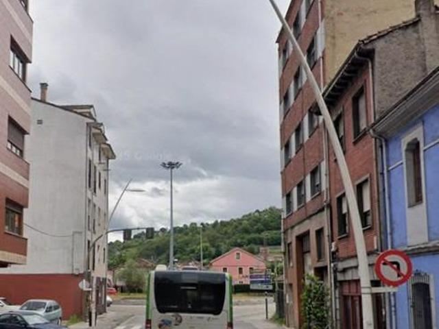 Piso en venta en El Praón, Langreo