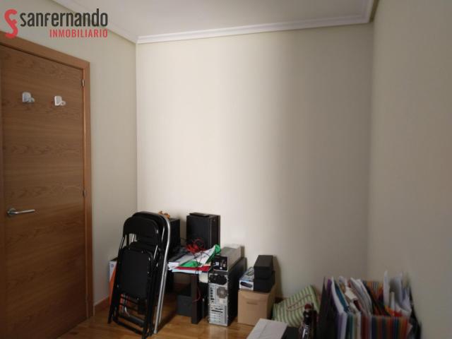 Apartamento en alquiler en Los Corrales De Buelna, Cantabria