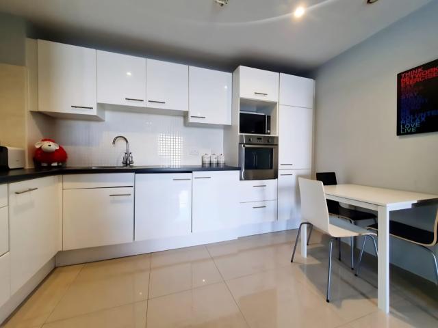 Apartamento en alquiler en Amistad, Guadalajara