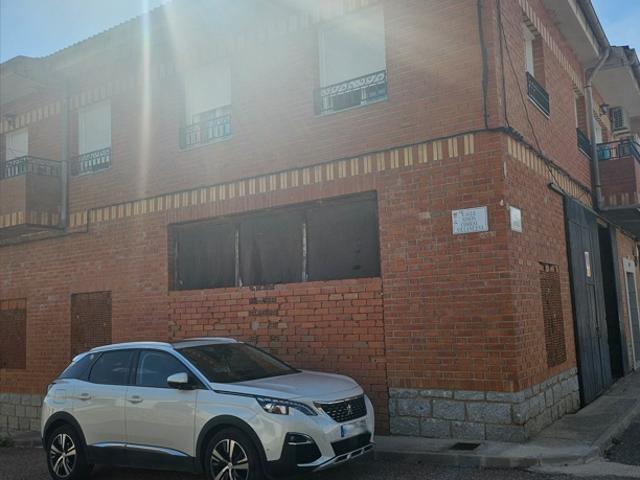 Piso en venta en Navahermosa