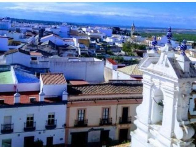 Piso en venta en Sanlúcar La Mayor, Andalucía