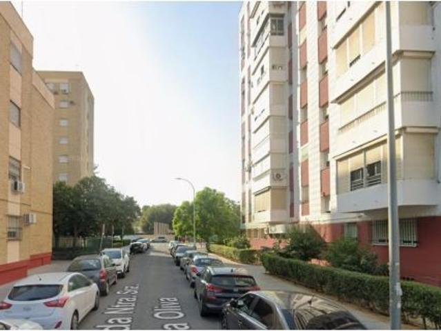 Piso en venta en Las 3000 Viviendas, Sevilla