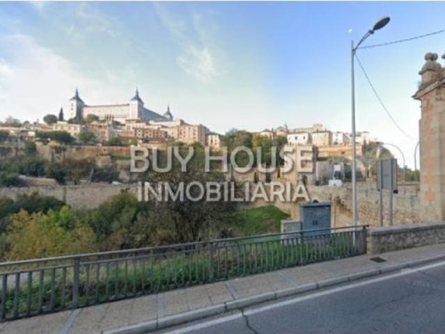 Piso en venta en Santa Bárbara, Toledo