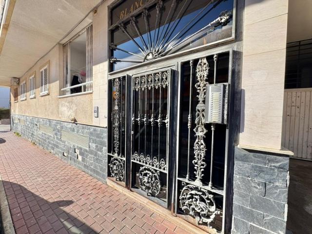Piso en venta en Urbanización Calas Blancas, el Baix Segura / La Vega Baja