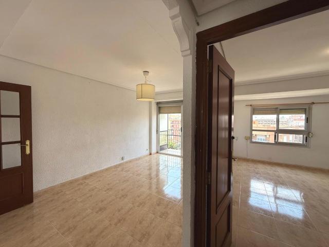 Piso en venta en Valencia, Benicalap