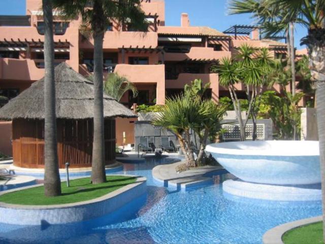 Piso en venta en Estepona, Garden Beach