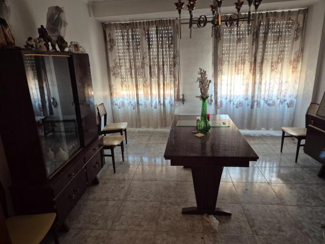 Piso en venta en Prosperidad, Elda